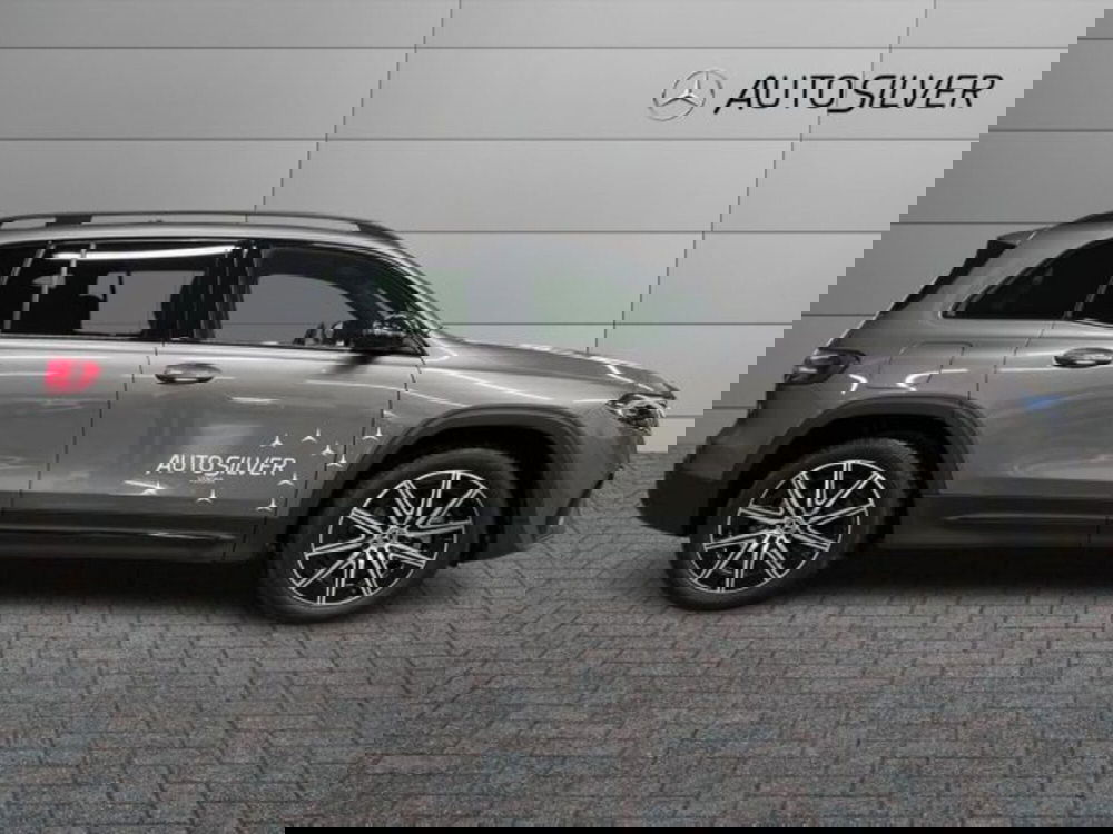 Mercedes-Benz EQB usata a Verona (5)