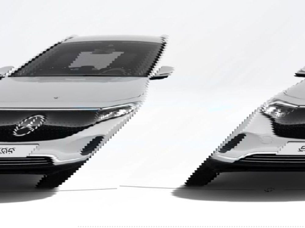 Mercedes-Benz EQA nuova a Verona (3)