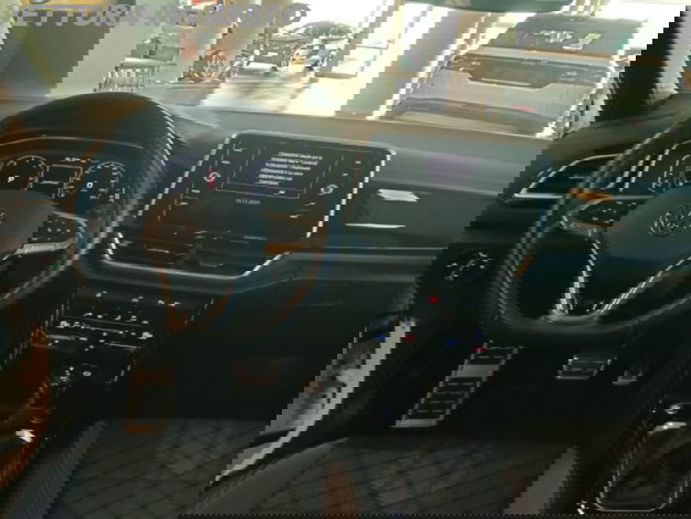 Volkswagen T-Roc usata a Modena (9)