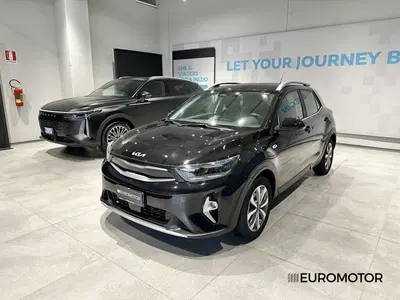 Kia Stonic 1.2 mpi Style gpl 82cv del 2021 usata a Modugno