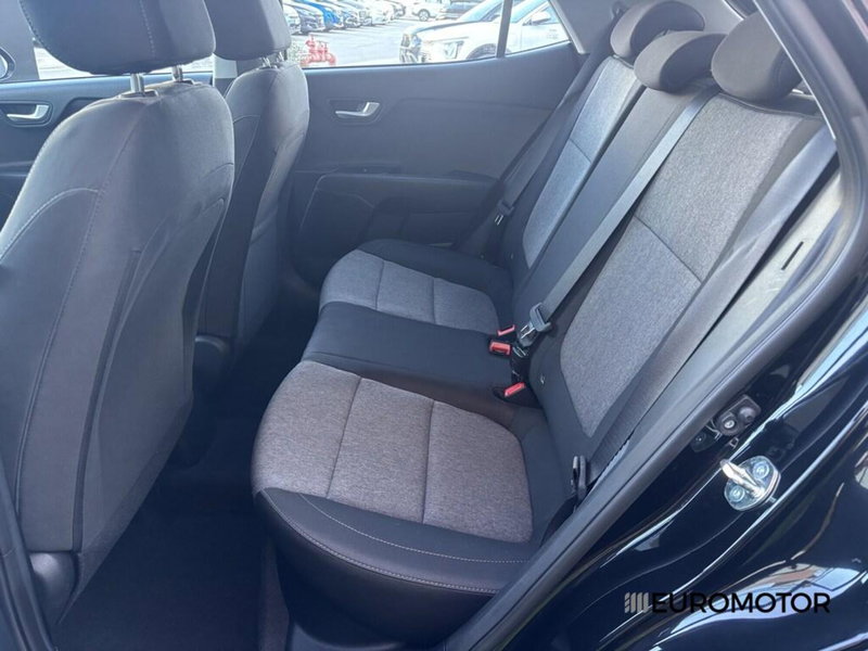 Kia Stonic usata a Bari (10)