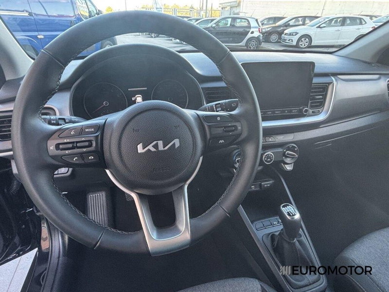 Kia Stonic usata a Bari (14)
