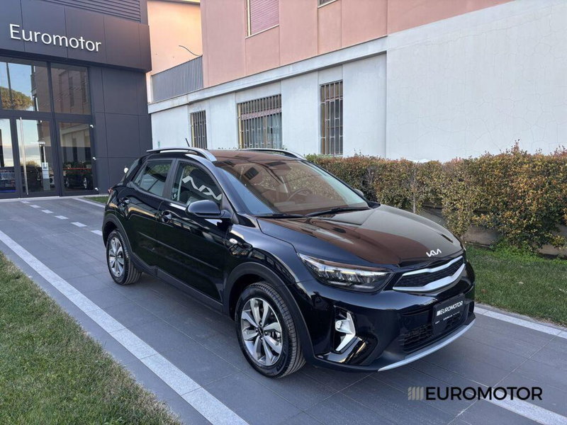 Kia Stonic usata a Bari (3)