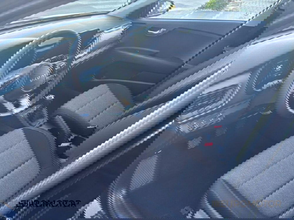 Kia Stonic usata a Bari (9)