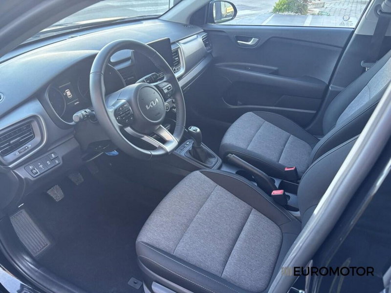 Kia Stonic usata a Bari (9)