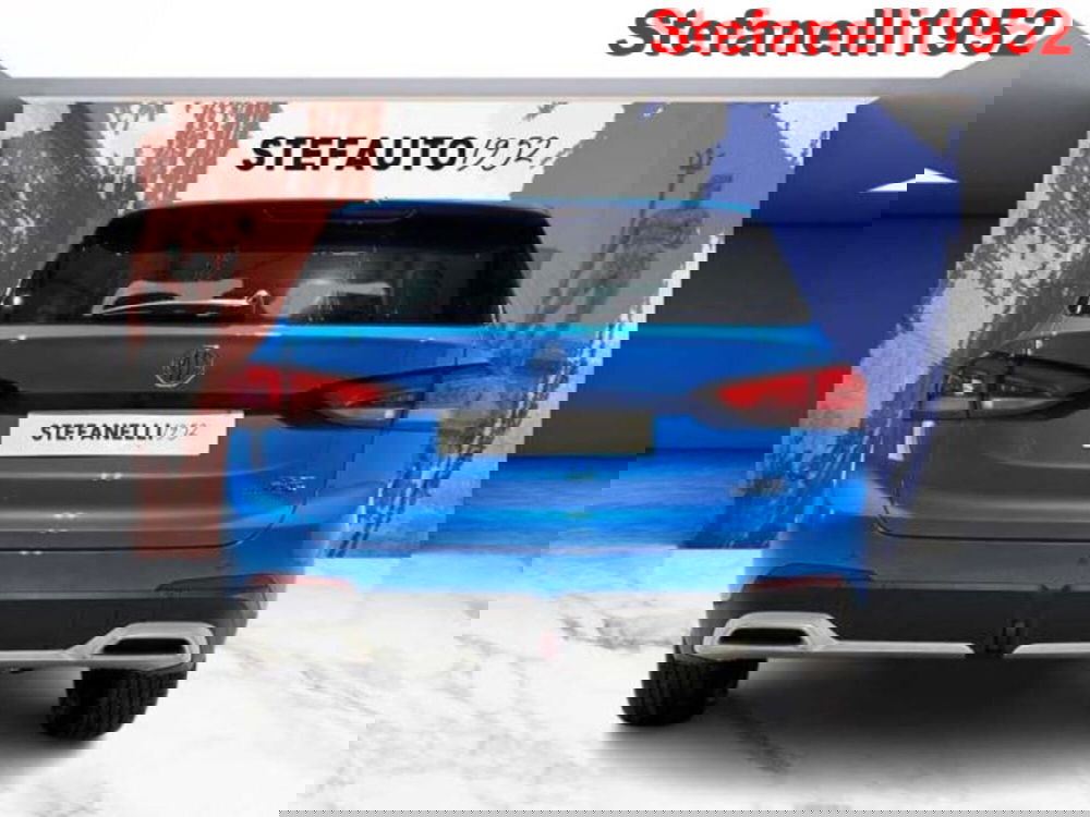 Mg ZS EV nuova a Bologna (6)