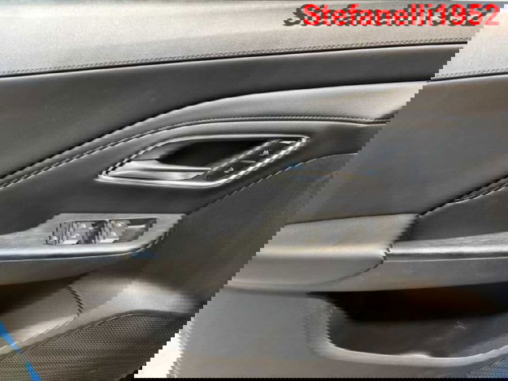 Mg ZS EV nuova a Bologna (10)