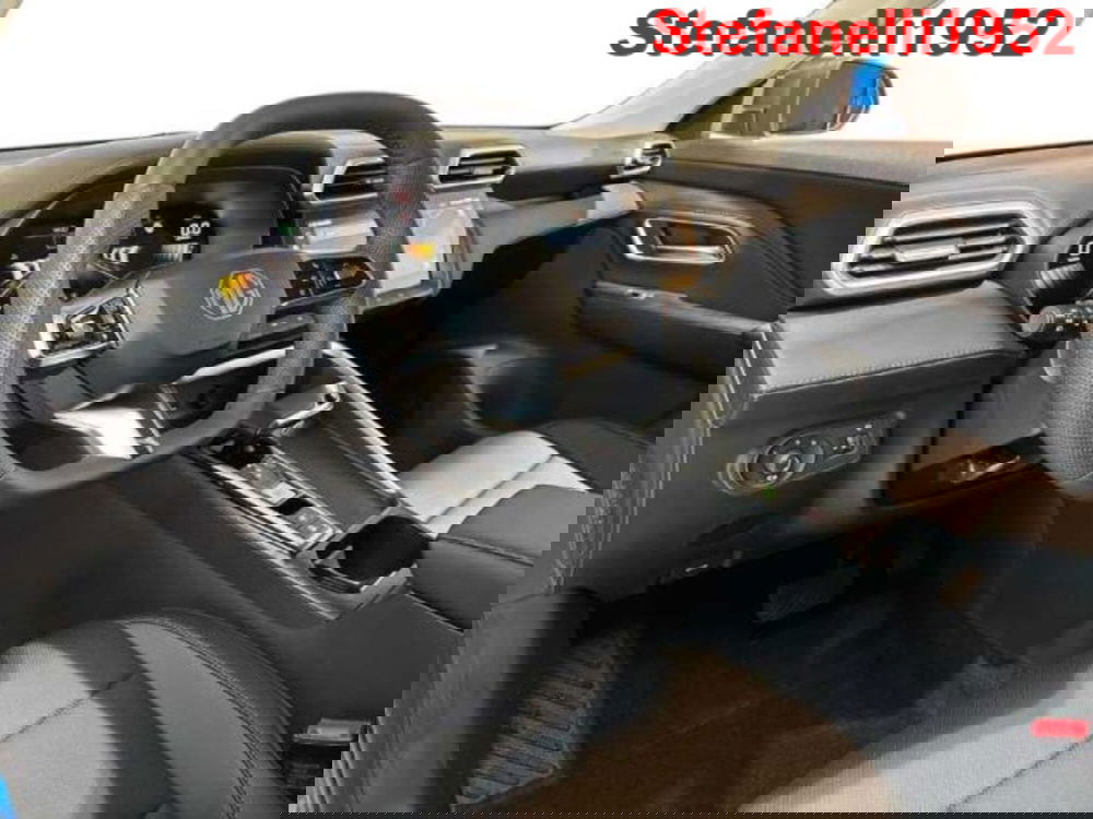 Mg ZS EV nuova a Bologna (11)