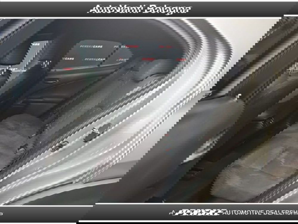 Lexus UX usata a Bologna (11)