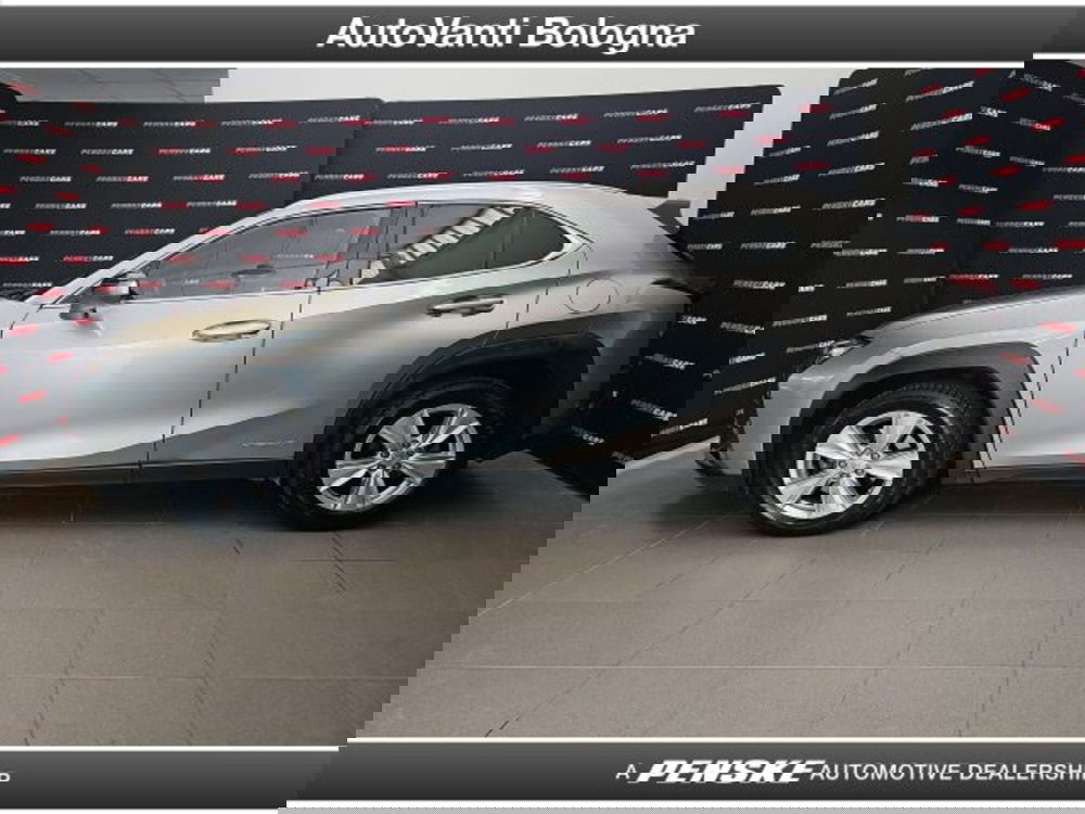 Lexus UX usata a Bologna (2)