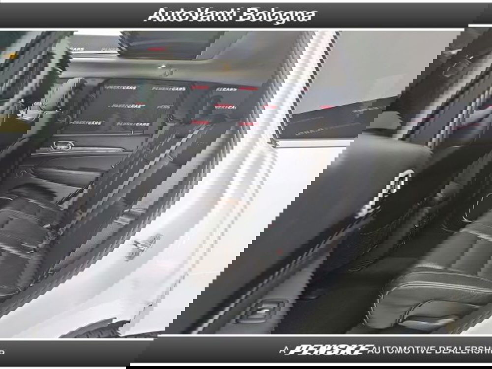 Jeep Grand Cherokee usata a Bologna (11)