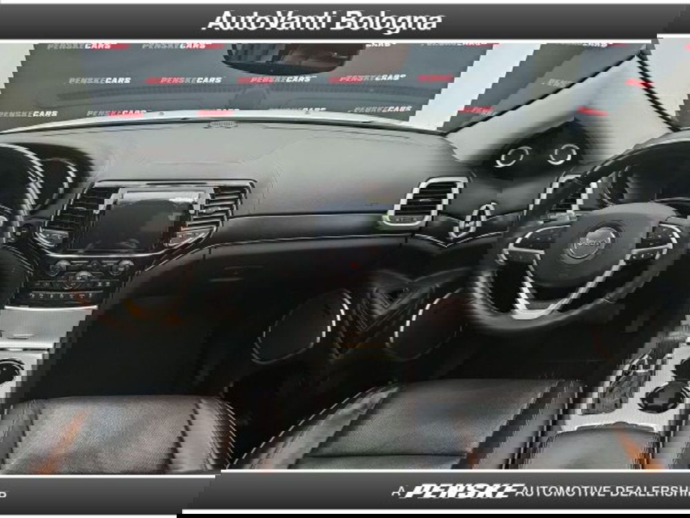 Jeep Grand Cherokee usata a Bologna (9)