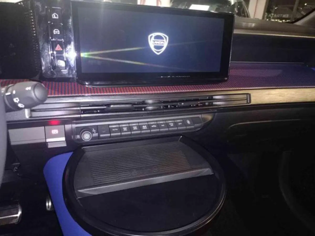 Lancia Ypsilon nuova a Vercelli (14)