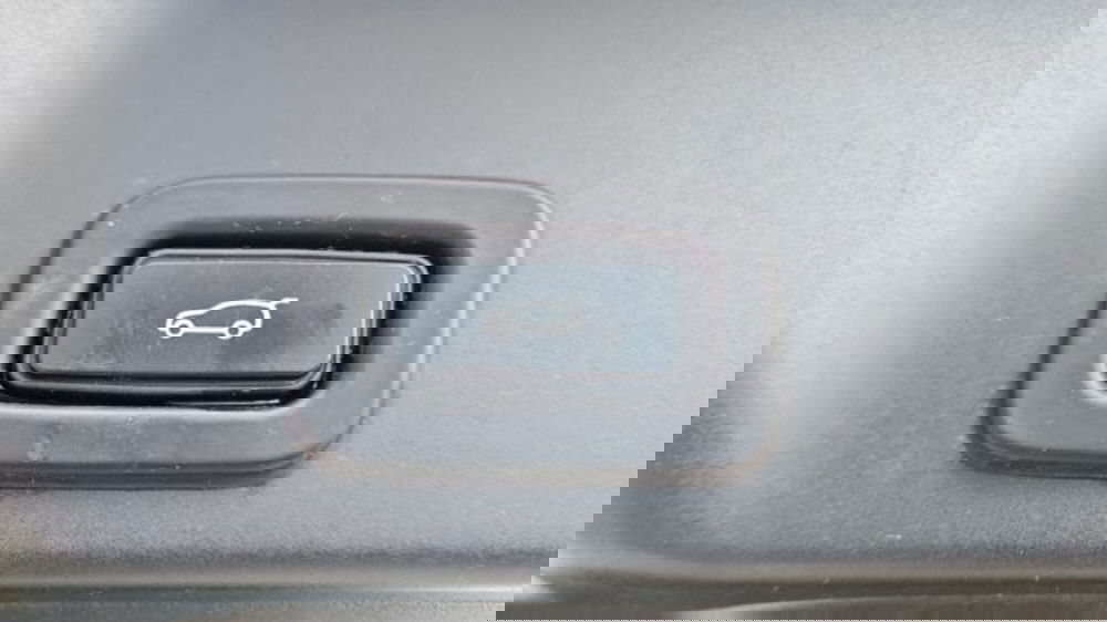 Land Rover Range Rover Evoque usata a Lucca (10)