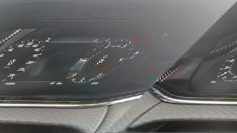 Land Rover Range Rover Evoque usata a Lucca (14)