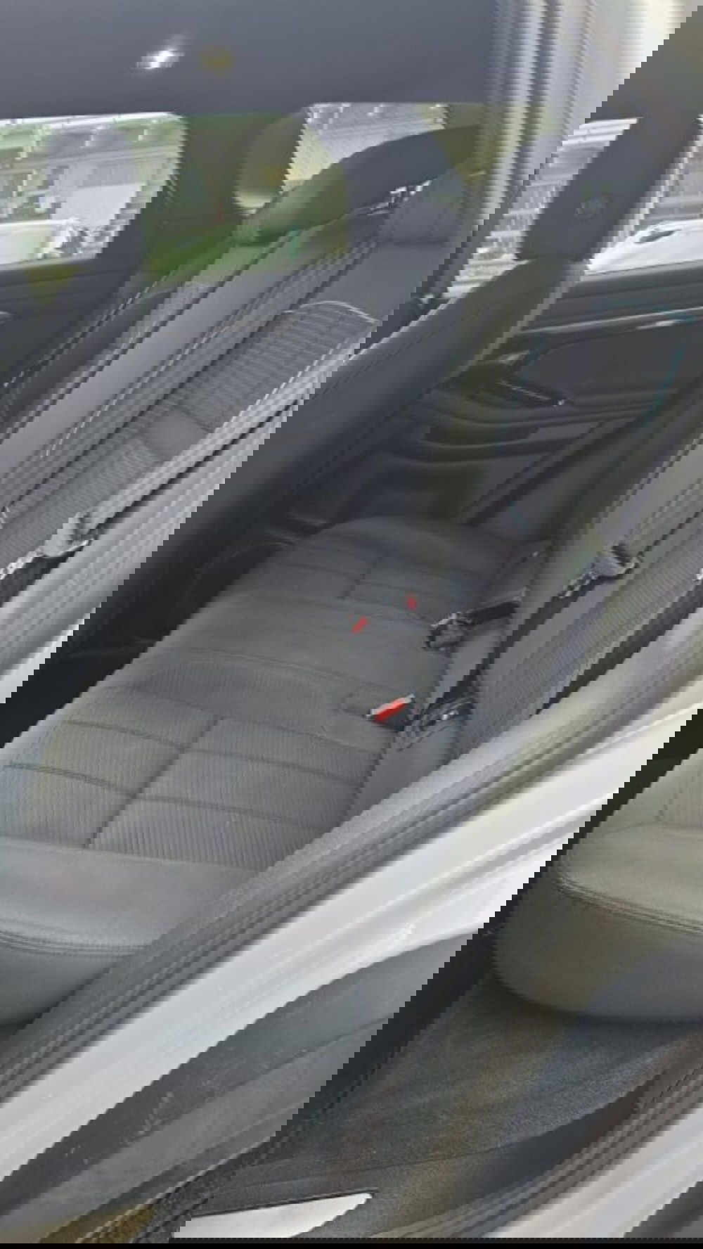 Land Rover Range Rover Evoque usata a Lucca (18)