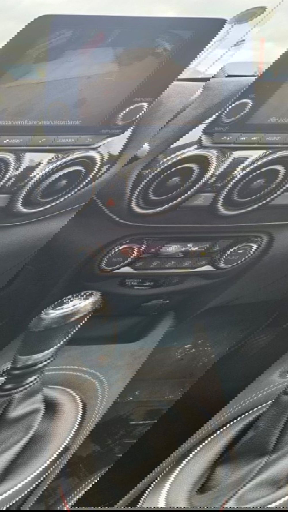 Nissan Juke usata a Lucca (13)