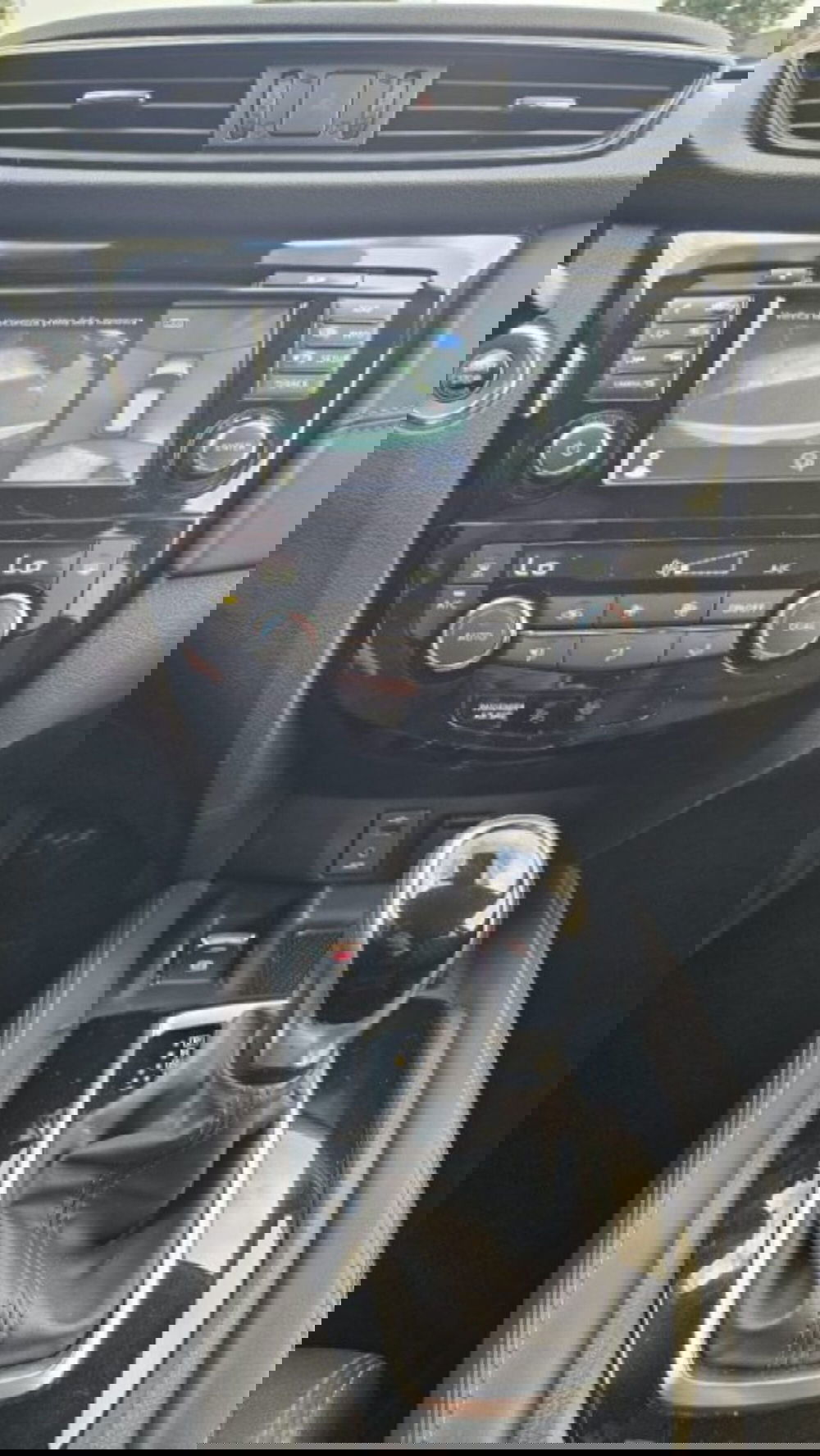 Nissan X-Trail usata a Lucca (8)