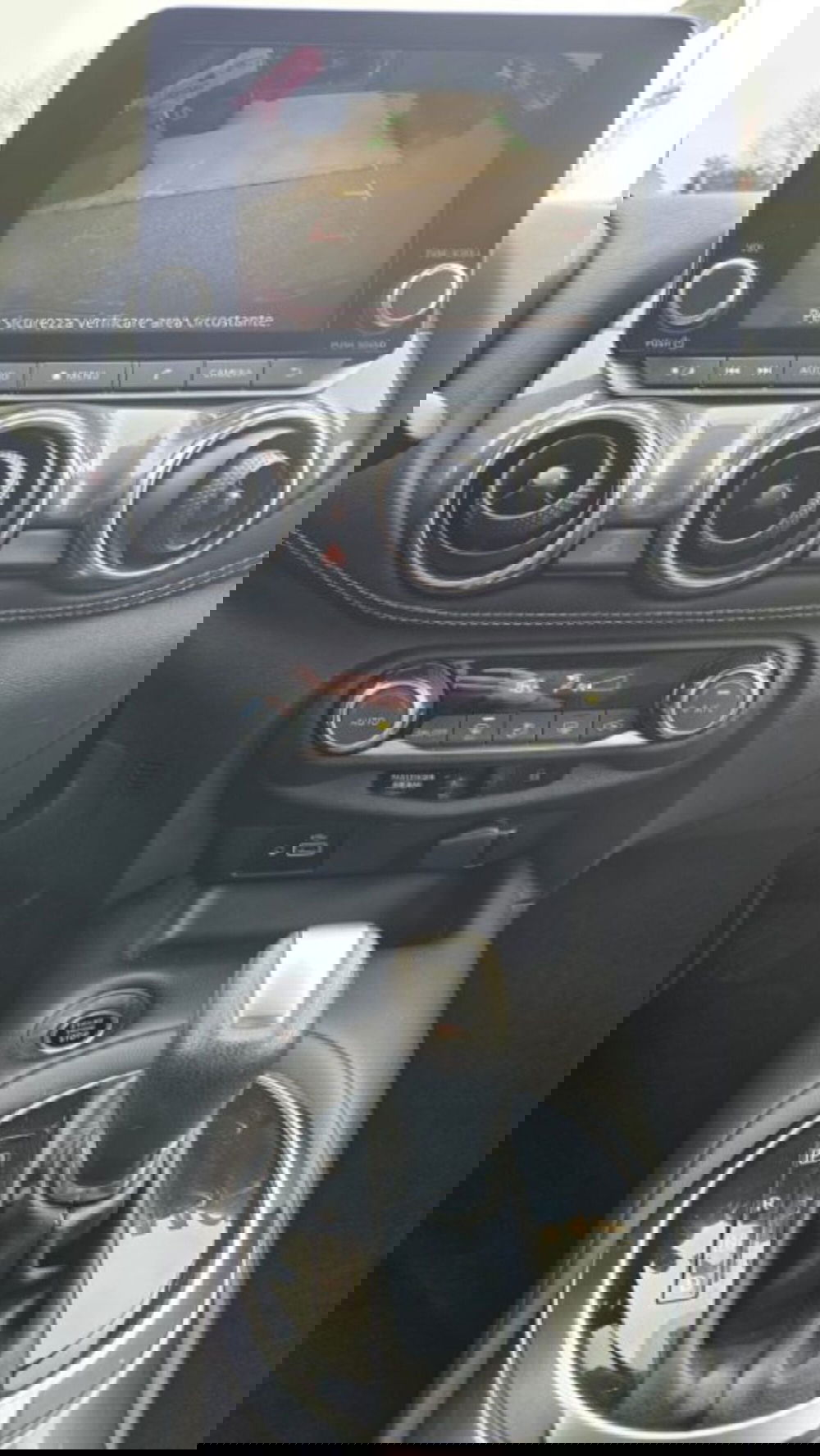 Nissan Juke usata a Lucca (11)