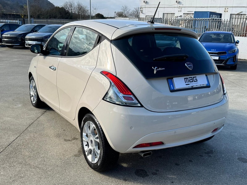 Lancia Ypsilon usata a Cosenza (5)