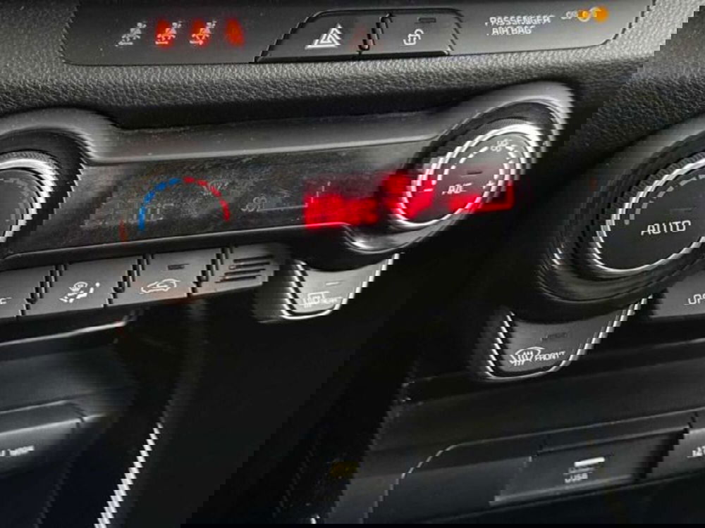 Kia Stonic usata a Bologna (18)