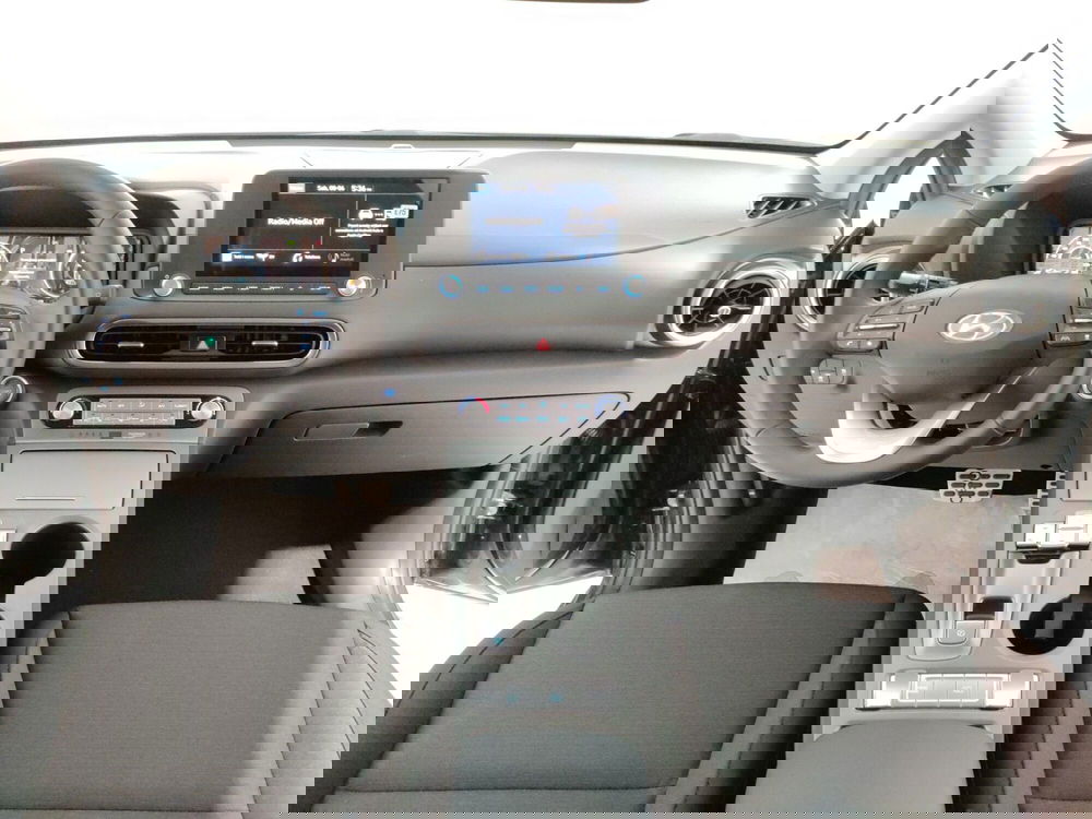 Hyundai Kona nuova a L'Aquila (16)