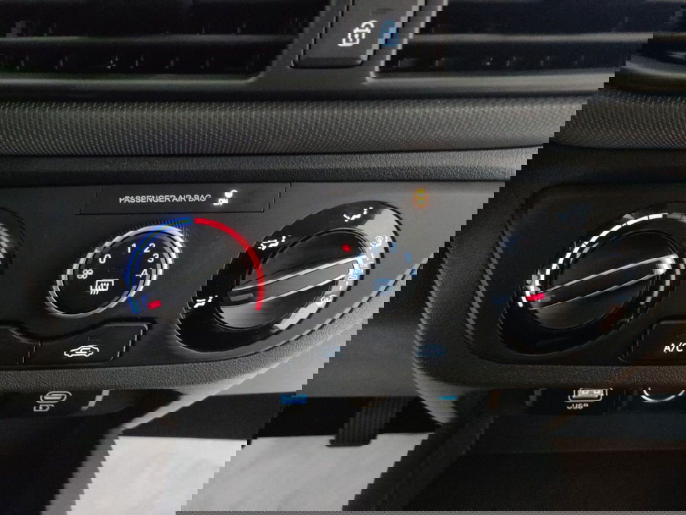 Hyundai i10 nuova a L'Aquila (20)