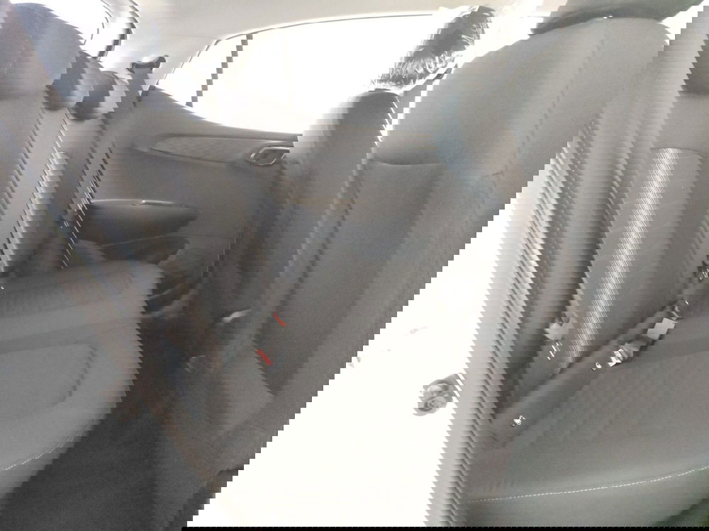 Hyundai i10 nuova a L'Aquila (14)