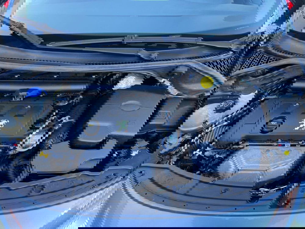 Peugeot 207 Cabrio usata a Sondrio (16)