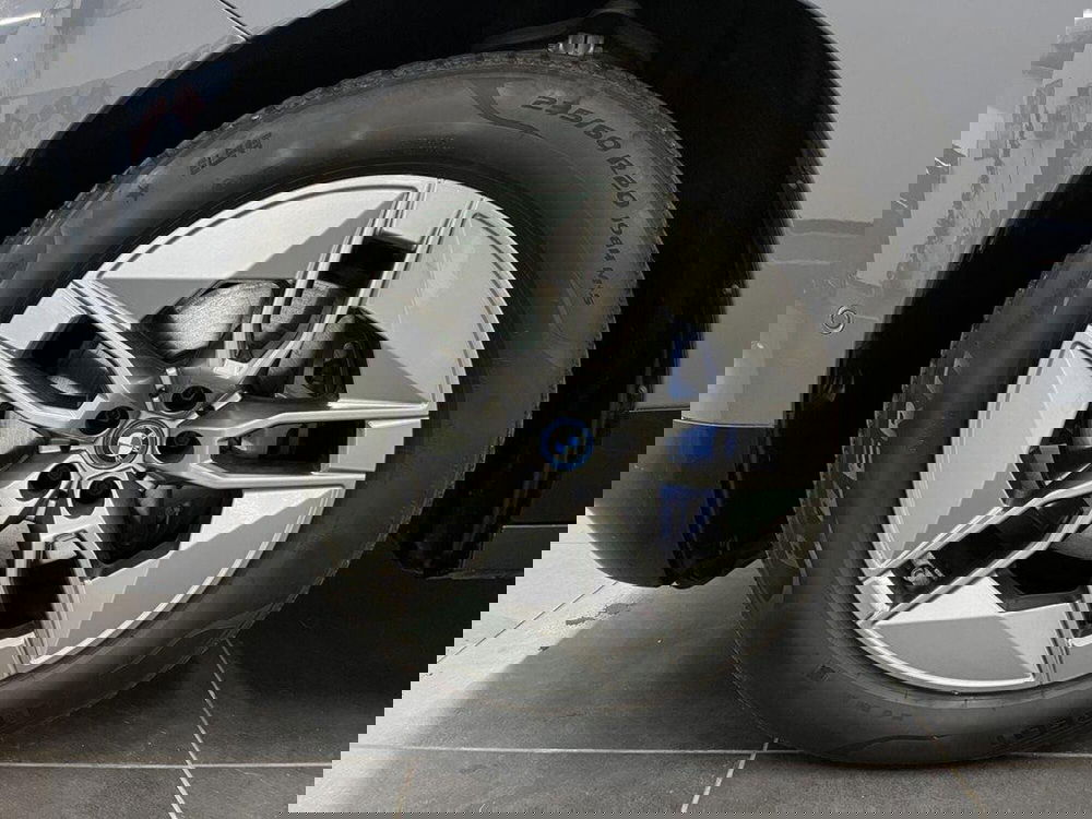 BMW iX usata a Alessandria (10)