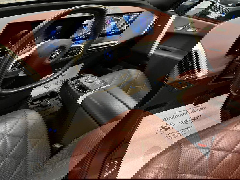 BMW iX usata a Alessandria (11)