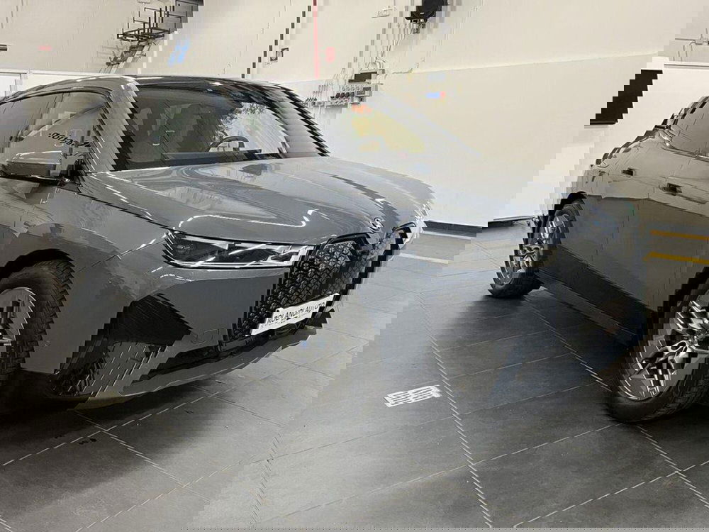 BMW iX usata a Alessandria (4)