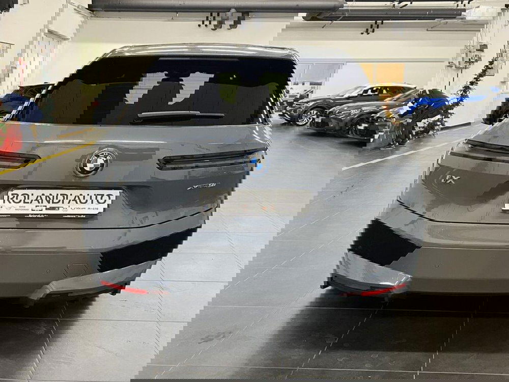 BMW iX usata a Alessandria (7)