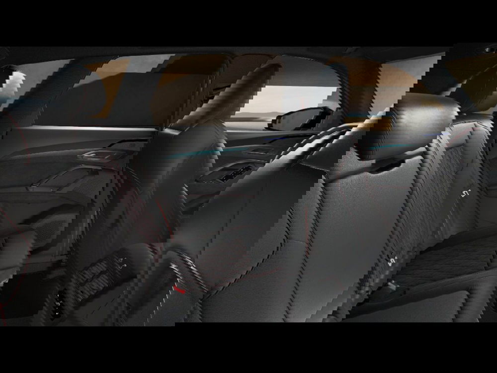 Audi Q5 Sportback nuova a Livorno (10)