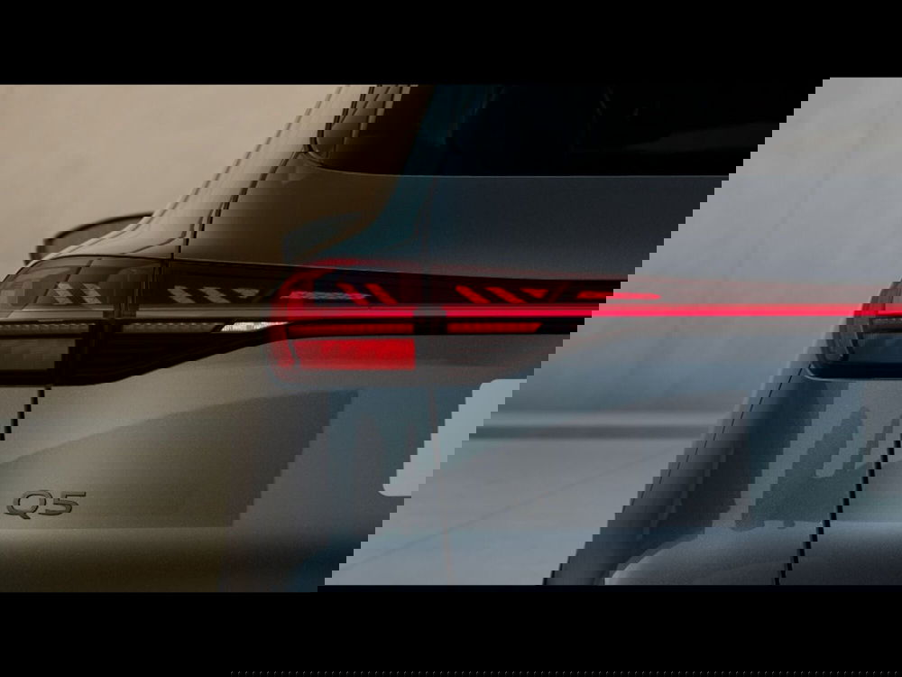 Audi Q5 Sportback nuova a Grosseto (7)