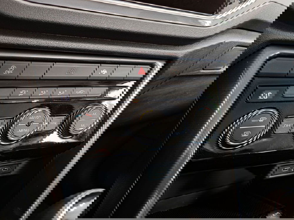 Volkswagen T-Roc usata a Palermo (13)