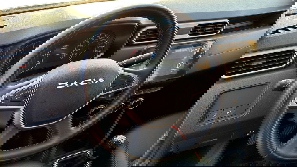 Dacia Duster usata a Parma (8)