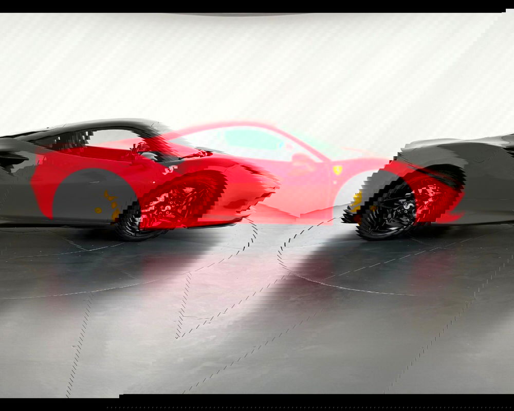 Ferrari F8 Coupé usata a Verona (10)