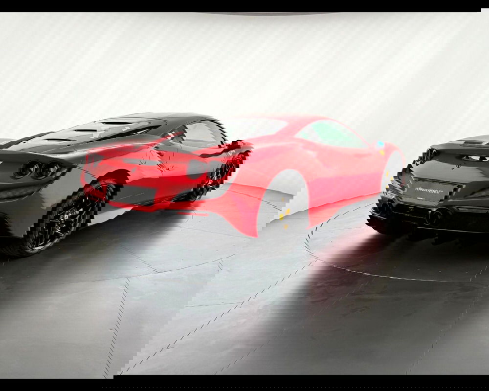 Ferrari F8 Coupé usata a Verona (11)
