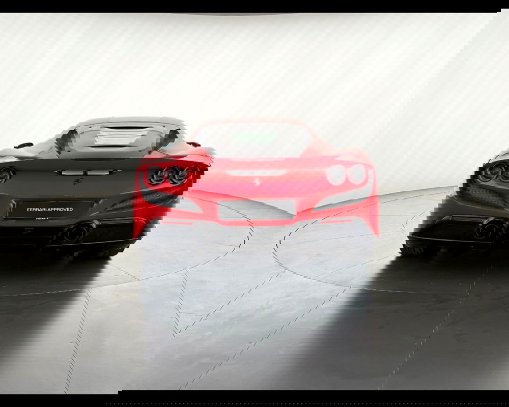 Ferrari F8 Coupé usata a Verona (3)