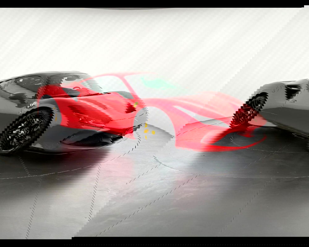 Ferrari F8 Coupé usata a Verona (9)
