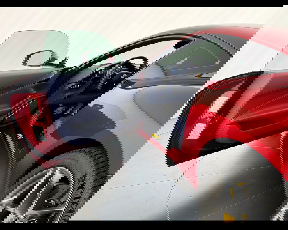 Ferrari Roma Spider usata a Verona (18)