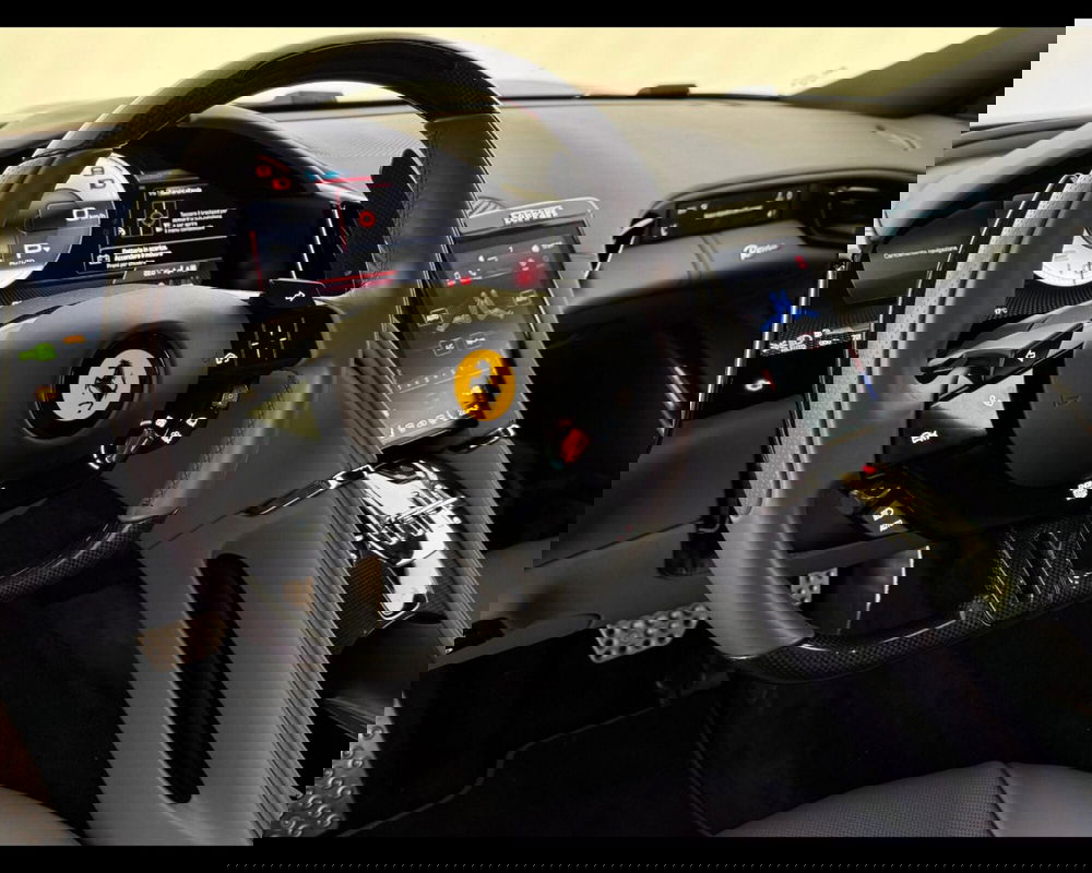 Ferrari Roma Spider usata a Verona (5)