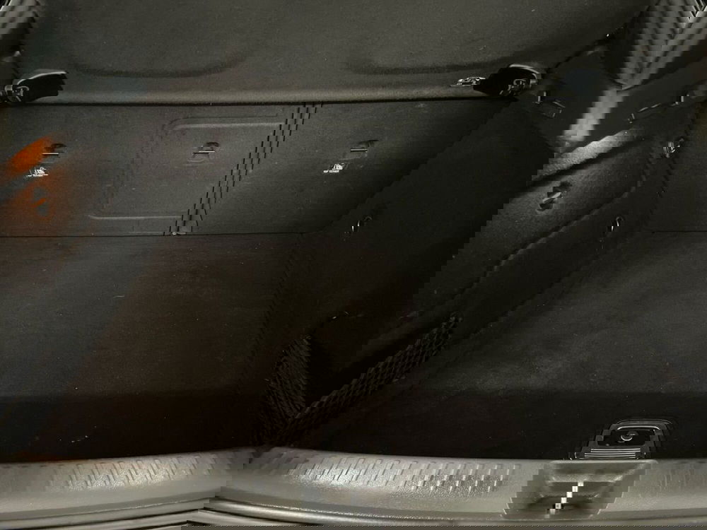 Mercedes-Benz GLA SUV usata a Macerata (7)