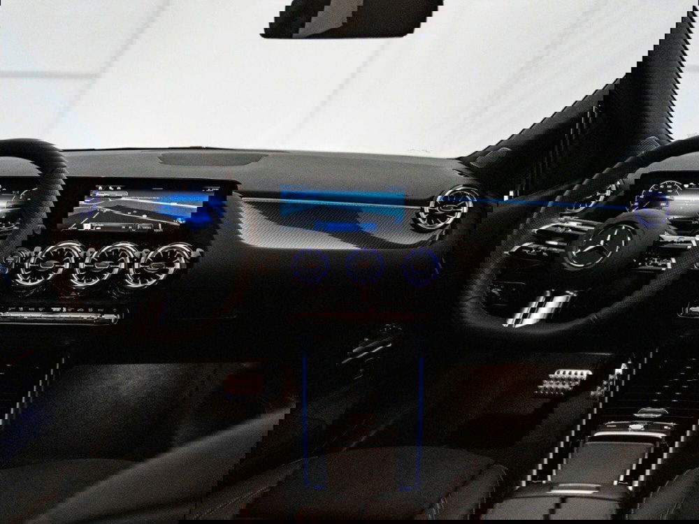 Mercedes-Benz Classe B nuova a Macerata (17)