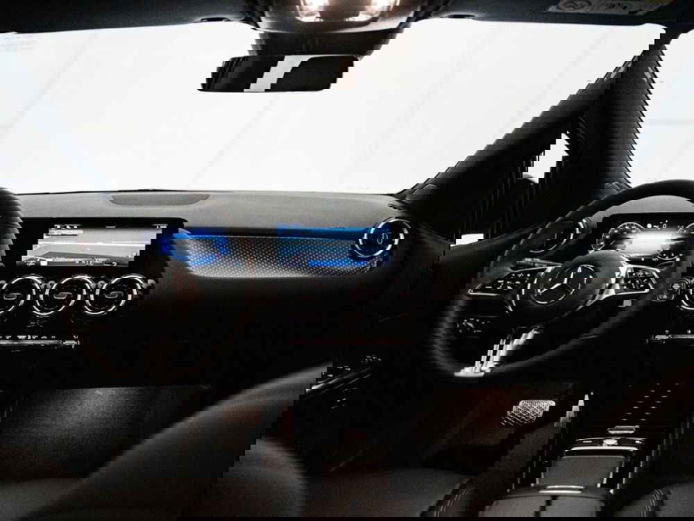 Mercedes-Benz Classe B nuova a Macerata (16)