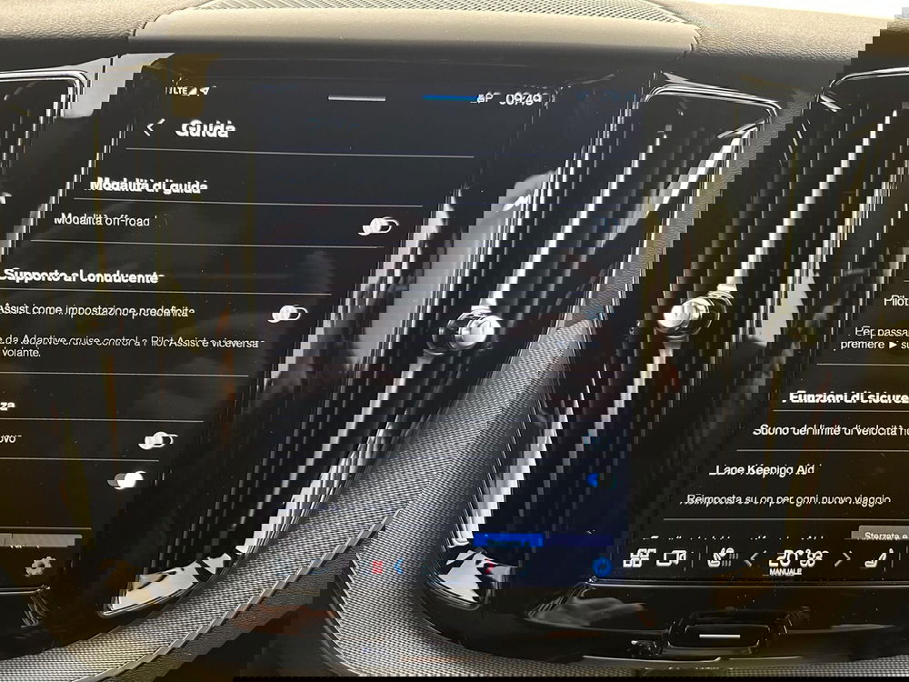 Volvo XC60 usata a Bergamo (12)