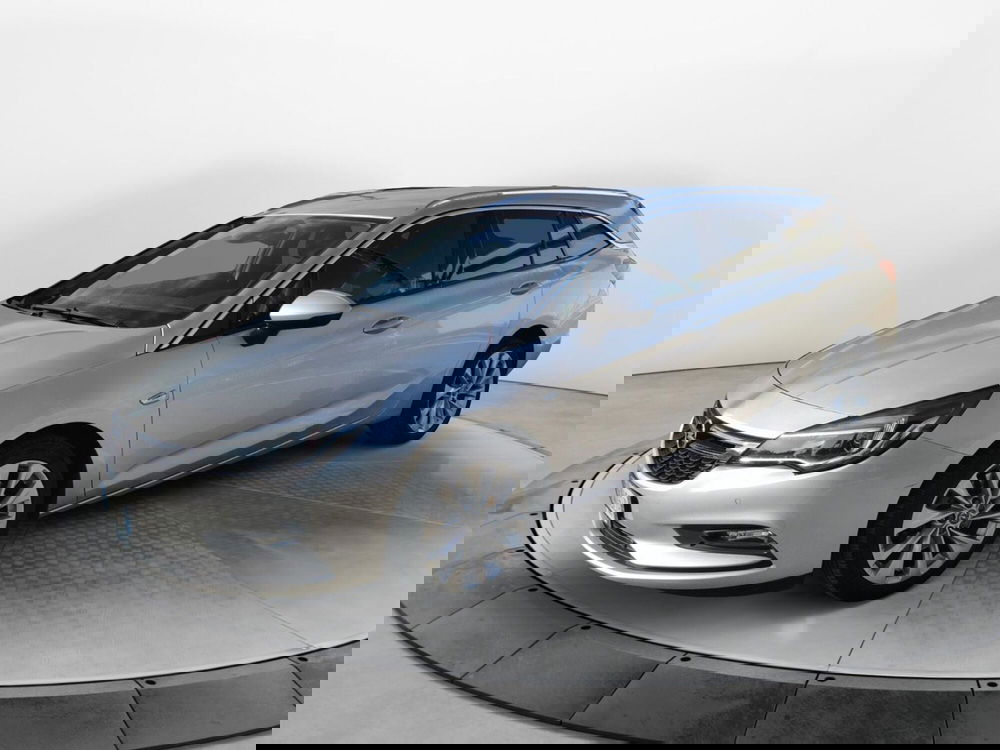 Opel Astra Station Wagon nuova a Taranto