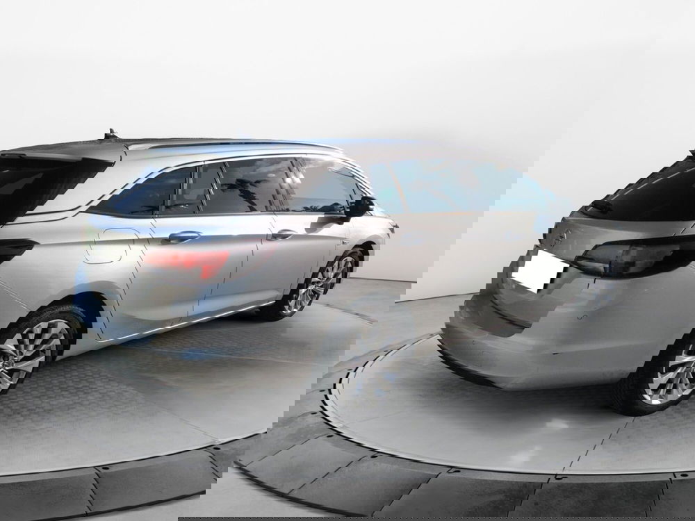 Opel Astra Station Wagon nuova a Taranto (10)