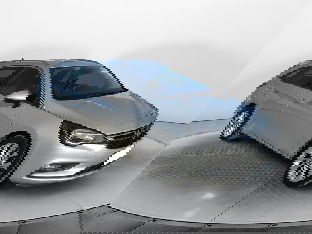 Opel Astra Station Wagon nuova a Taranto (5)